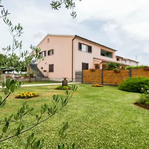  Apartament Korina